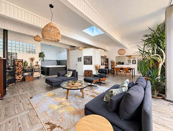 Maison 7 pièces 245 m2