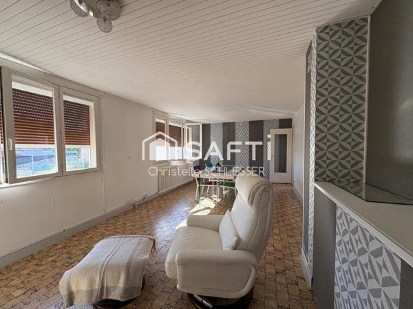 Maison individuelle sur sous-sol avec 93 m2 de terrasse et un terrain de 380 m2