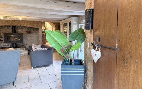 Maison à vendre    4 pièces •  Balsièges