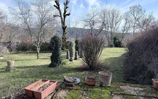 Maison à vendre    4 pièces •  Balsièges