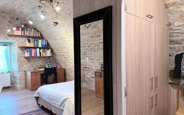 Maison à vendre    4 pièces •  Balsièges