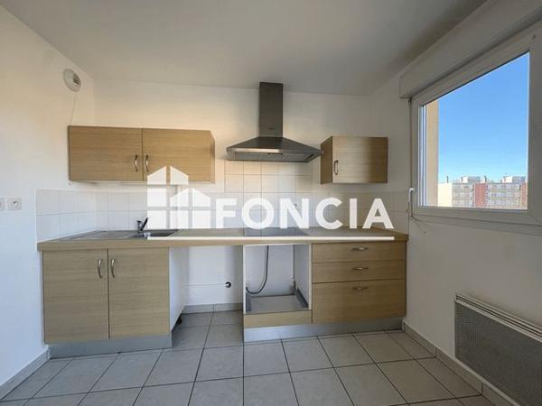 Location Appartement 2 pièces 46.15 m² - L'ILE 135 RUE POIZAT Montluel 01120