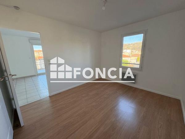 Location Appartement 2 pièces 46.15 m² - L'ILE 135 RUE POIZAT Montluel 01120