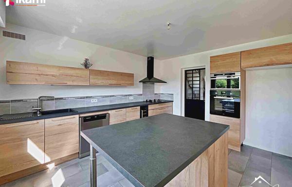 Maison 5 pièces de 151 m2 à Paron (89100)