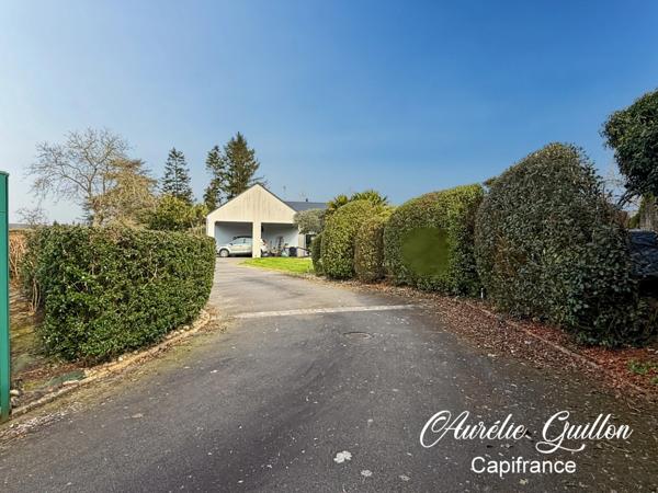Maison d’architecte de plain-pied de 254m² avec piscine intérieure et terrain de 3000m² en plein cœur de Ploërmel