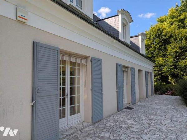 VENTE MAISON INDIVIDUELLE - SAINTE MAURE DE TOURAINE
