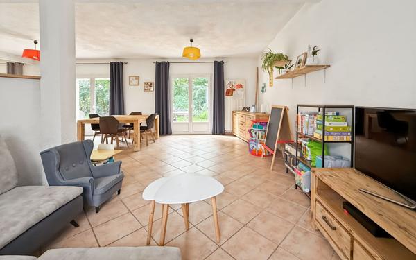 Maison à vendre    5 pièces •  Saint-Lys