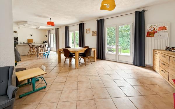 Maison à vendre    5 pièces •  Saint-Lys