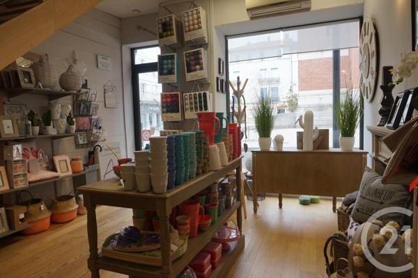 Immeuble à vendre  182 m2 VILLENEUVE SUR LOT - 47