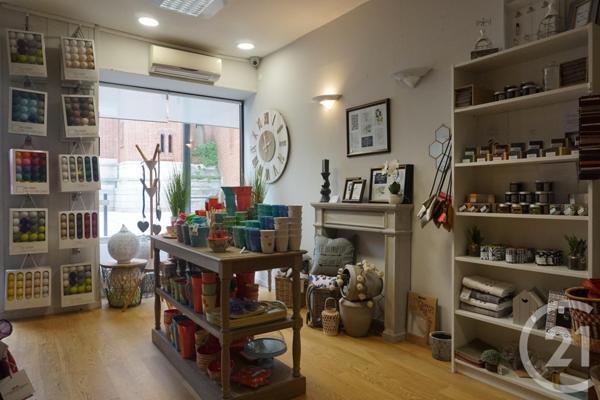 Immeuble à vendre  182 m2 VILLENEUVE SUR LOT - 47