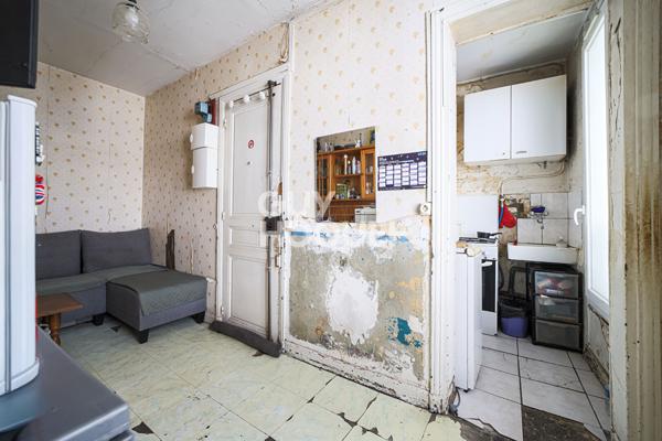 Appartement Paris 2 pièce(s) 21.75 m2