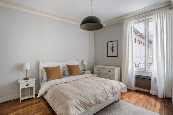 Appartement Paris 17e - PEREIRE / RUE JULIETTE LAMBER