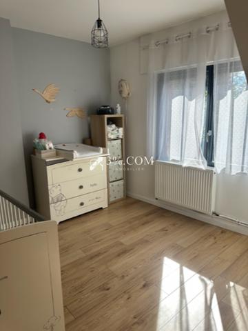 Maison 4 pièce(s) 3 chambre(s) 102 m²