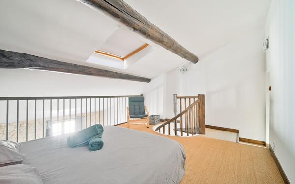 Appartement à vendre    3 pièces • 65 m2 Nîmes