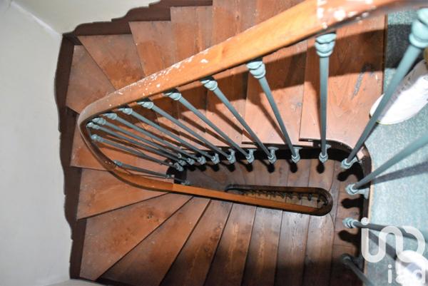 Immeuble à vendre 242 m² La Couronne