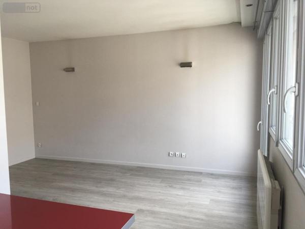 Appartement à louer à Nantes en Loire-Atlantique (44000), ref : 44028-L132