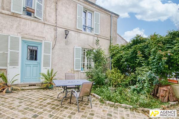 Versailles Notre-Dame Boulevard de la Reine - Appartement 3 pièces 62 m² Carrez €500 000 ** - Référence 26198