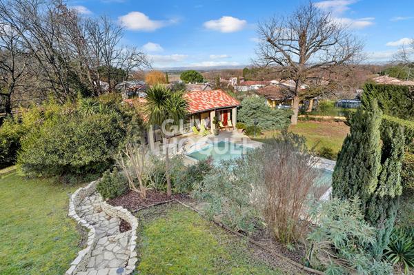 Maison familiale Vacquiers avec piscine et maison indépendante
