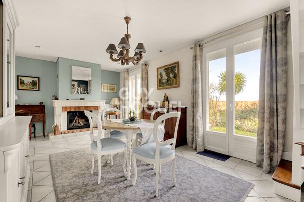 Maison familiale Vacquiers avec piscine et maison indépendante