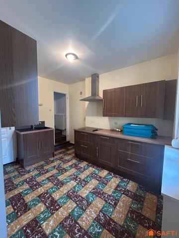 Maison et annexes à rénover !