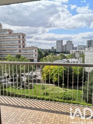 Appartement à vendre 4 pièces 77 m² Aubervilliers