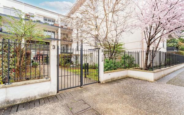 Appartement à vendre    3 pièces • 69 m2 Lyon 9