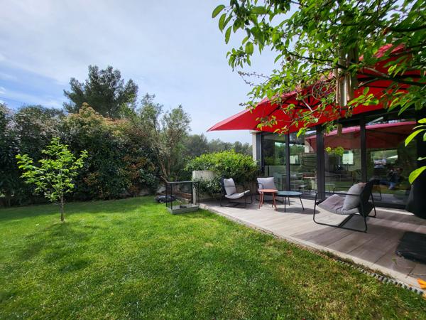 Cabriès (13480) VILLA D'EXCEPTION CONTEMPORAINE A 15 MINUTES D'AIX EN PROVENCE