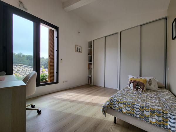 Cabriès (13480) VILLA D'EXCEPTION CONTEMPORAINE A 15 MINUTES D'AIX EN PROVENCE