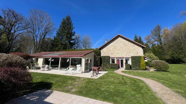 Exceptionnel, Epinal proche centre ville, propriété 1ha de terrain