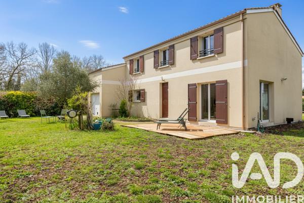 Maison à vendre 6 pièces 130 m² Léognan