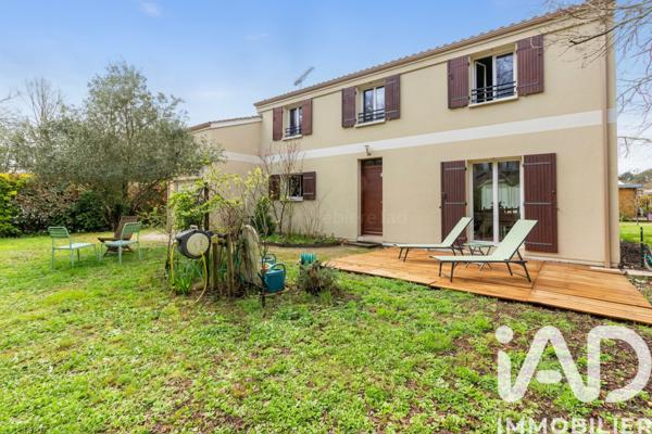Maison à vendre 6 pièces 130 m² Léognan