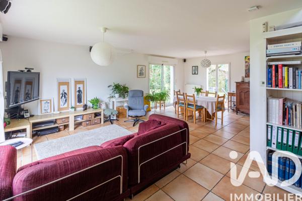 Maison à vendre 6 pièces 130 m² Léognan