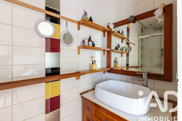 Maison à vendre 6 pièces 130 m² Léognan