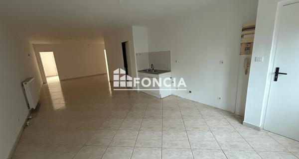 Location Appartement 3 pièces 70.78 m² - Clouange 57185