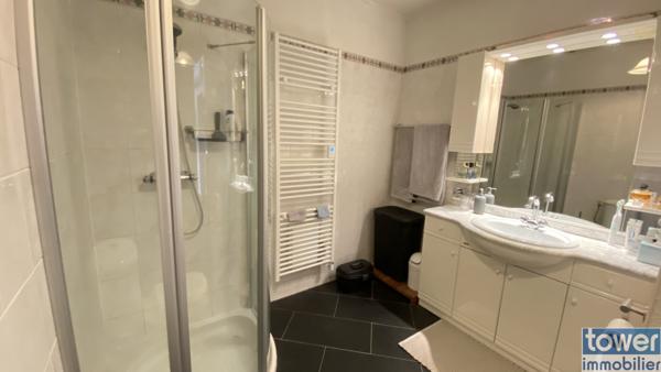 VILLA T5 A LOMBEZ
