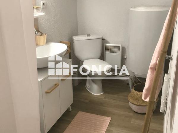 Location Studio 17.65 m² - 64 RUE AUGUSTE MICON Roanne 42300