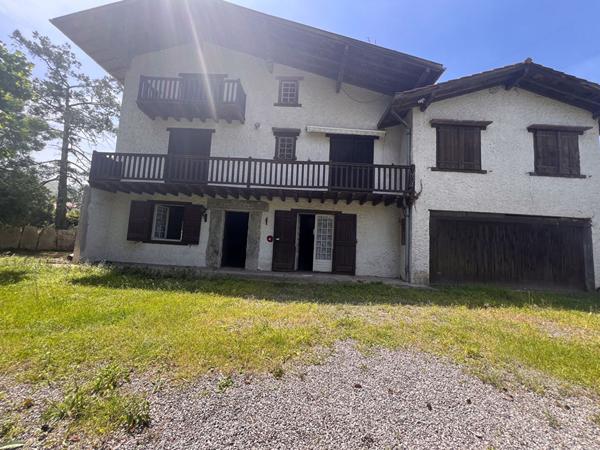 Maison Urrugne 7 pièce(s) 300 m2