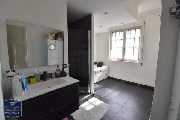 Maison à vendre 10 pièces 300m² Le Passage (47520)