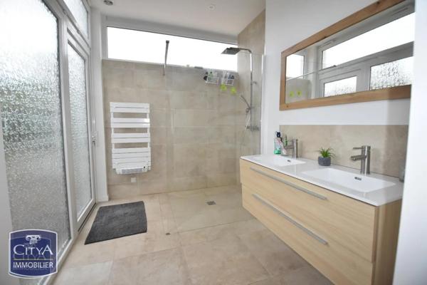 Maison à vendre 10 pièces 300m² Le Passage (47520)