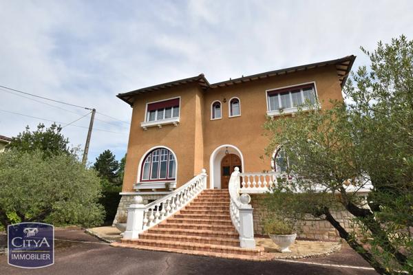 Maison à vendre 10 pièces 300m² Le Passage (47520)