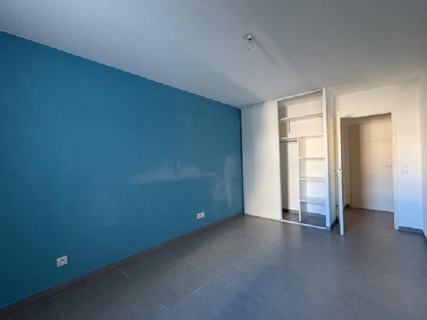 Appartement Marseille 8ème Saint GINIEZ Box et Terrasse 66m²