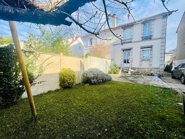 Maison Houilles 5 pièce(s) 72 m2 €499 000 ** - Référence 910