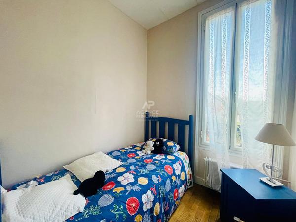 Maison Houilles 5 pièce(s) 72 m2 €499 000 ** - Référence 910