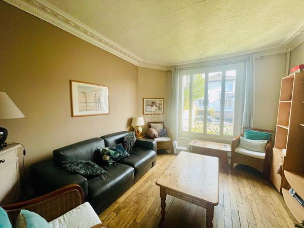 Maison Houilles 5 pièce(s) 72 m2 €499 000 ** - Référence 910