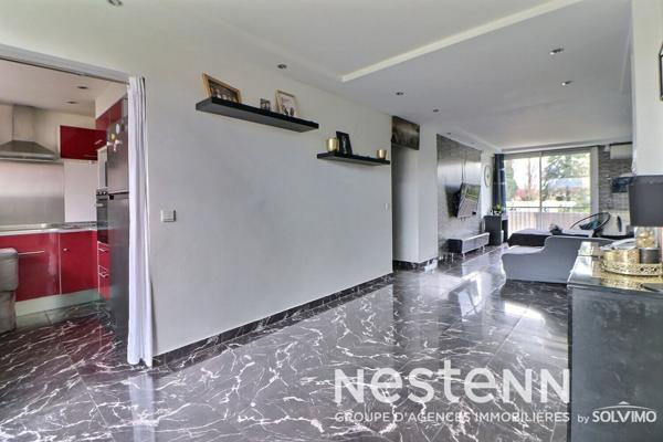 Appartement Saint Priest T4 80m2, double balcon, cave et stationnement