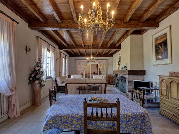 Pujols (47300) PUJOLS, belle villa familiale avec piscine sur les hauteurs