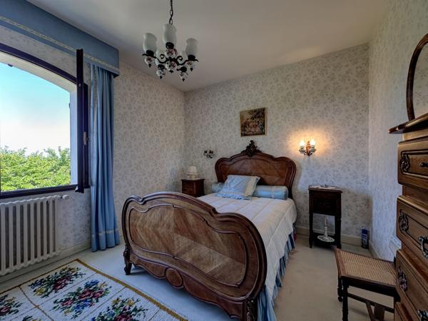 Pujols (47300) PUJOLS, belle villa familiale avec piscine sur les hauteurs