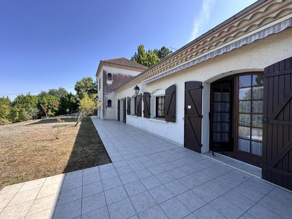 Pujols (47300) PUJOLS, belle villa familiale avec piscine sur les hauteurs