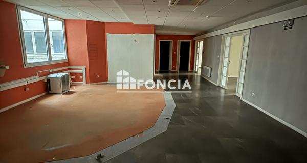 À vendre Local commercial 432.04 m² - Thionville 57100