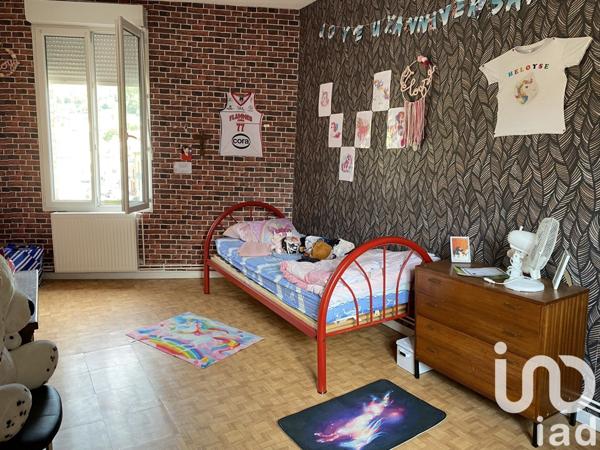 Maison 4 pièces de 112 m² à Monthermé (08800)